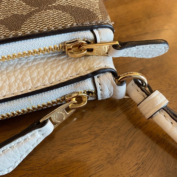 COACH Double Zip Wallet In Signature Canvas - Picture 8 of 10